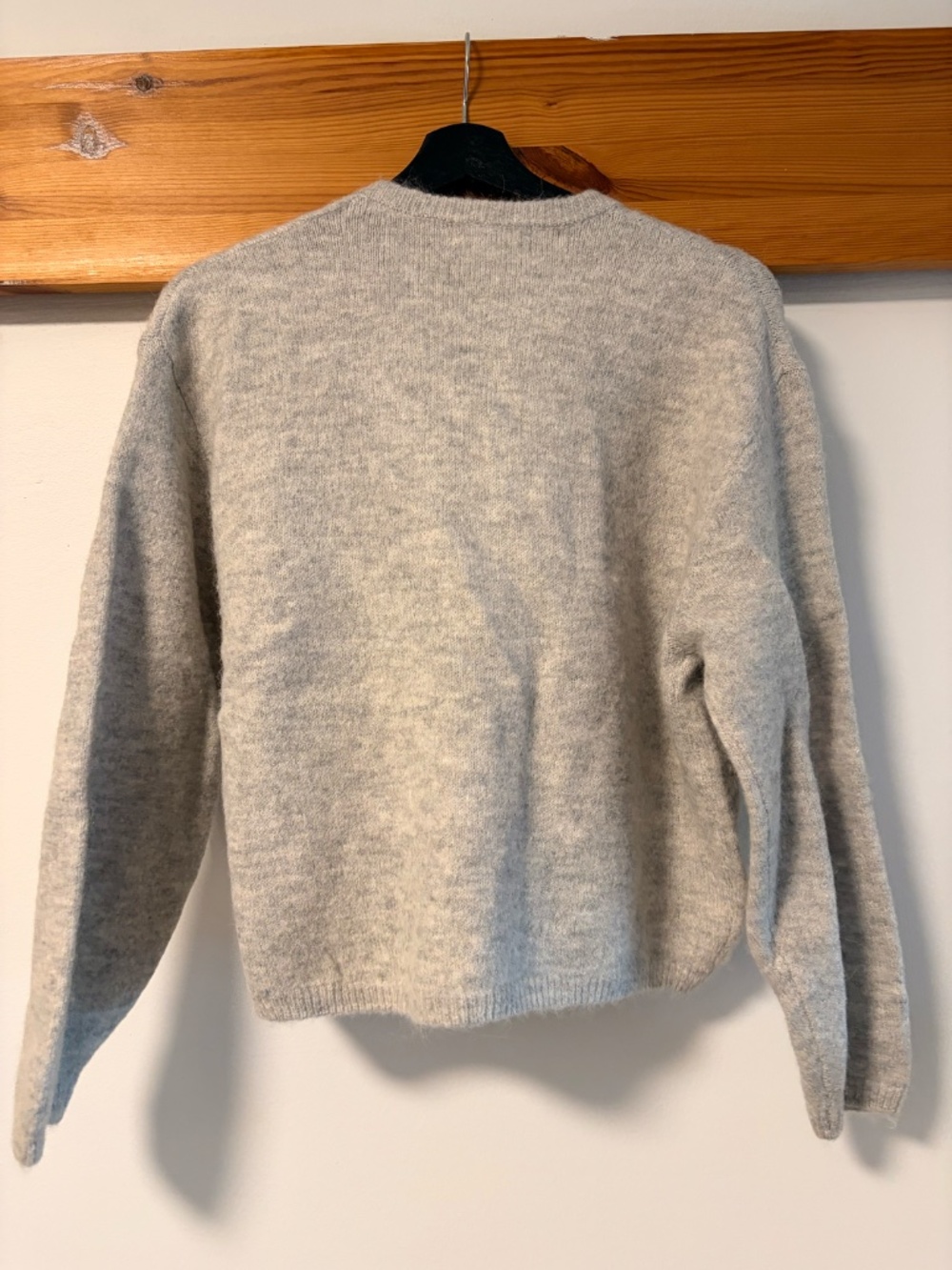 GinaTricot Gray Wool-Blend Knitted Button-Up Cardigan - Picture 2 of 2
